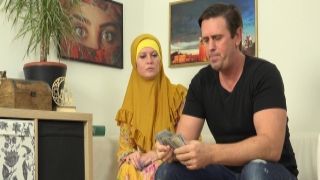 Foxy A Woman In Hijab Cheated On Her Husband 70 years sex